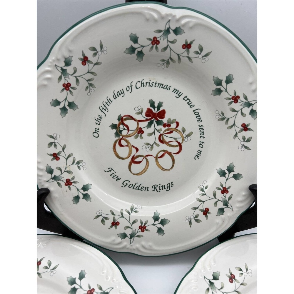 Pfaltzgraff Winterberry 12 Days of Christmas 12 Dessert/Salad 8" Set 2 Days 5-8